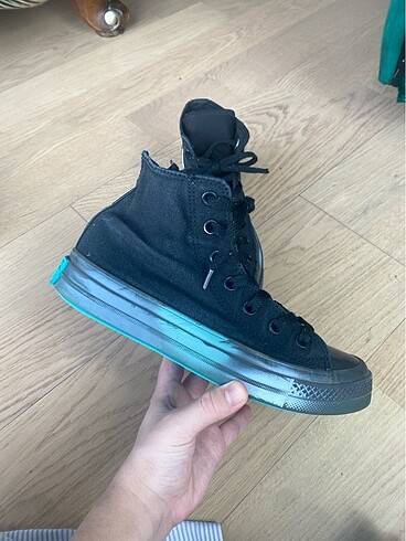 37,5 Beden Converse sneakers