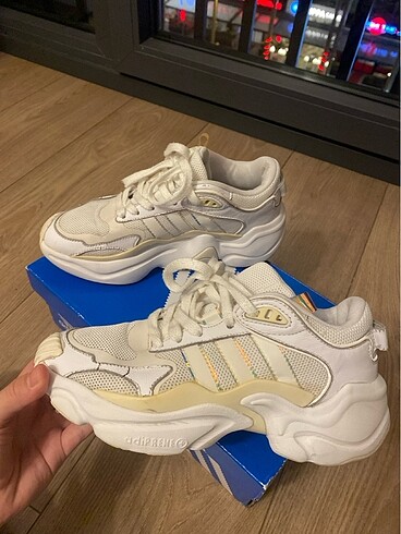 Adidas ASTIRW
