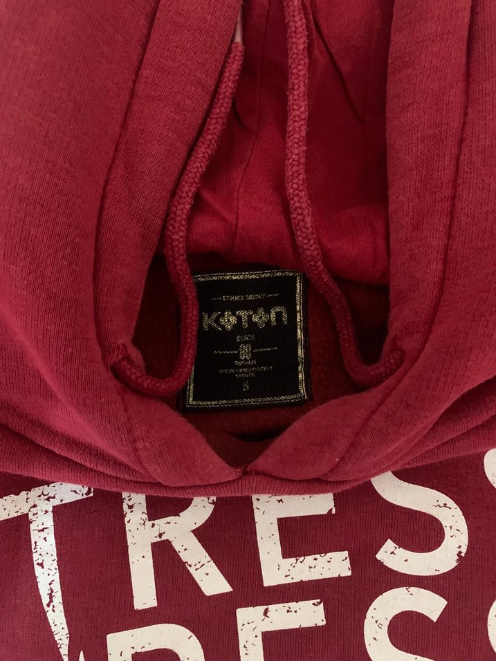 Kırmızı Kapüşonlu Baskılı Kadın Sweatshirt - Görsel 2