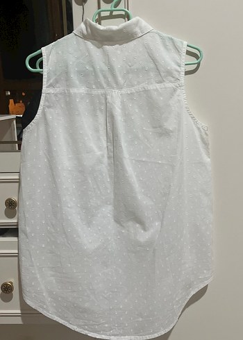 Düğmeli Beyaz Kolsuz Pamuklu Gömlek - Görsel 5