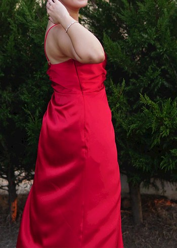 kırmızı abiye - Görsel 5