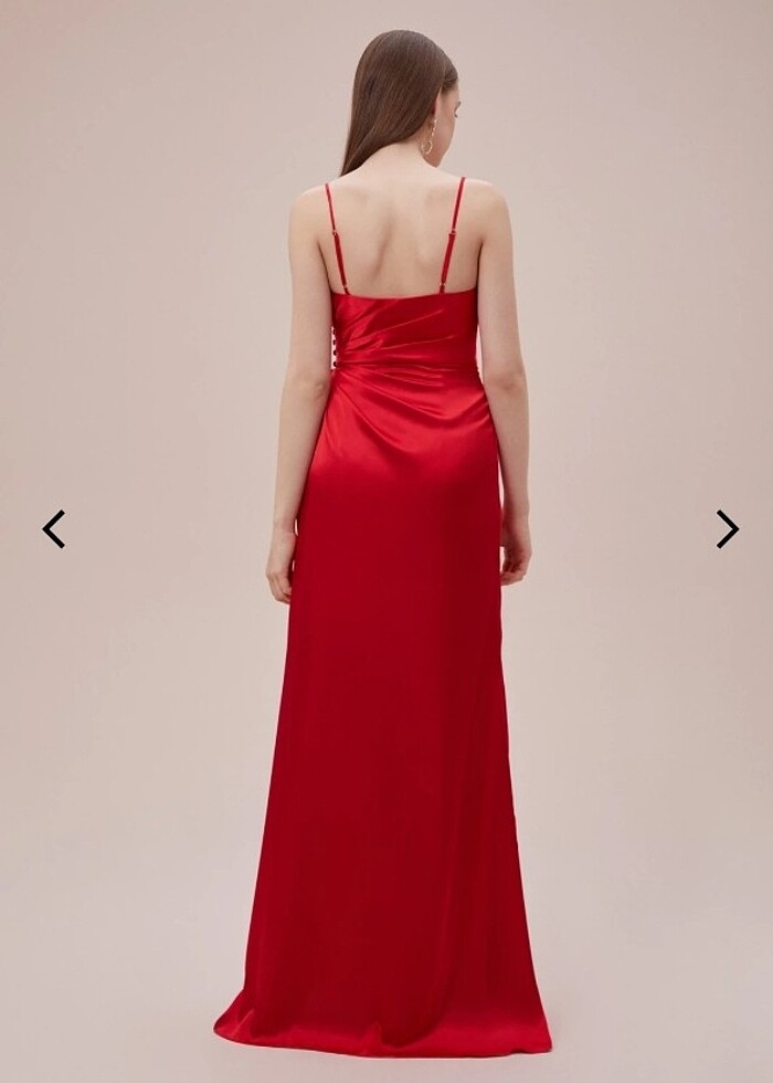 kırmızı abiye - Görsel 3