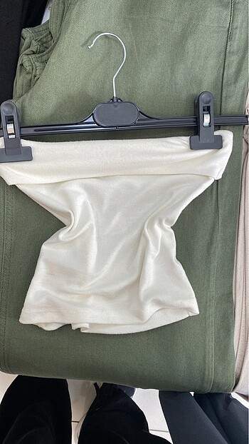 straplez beyaz crop