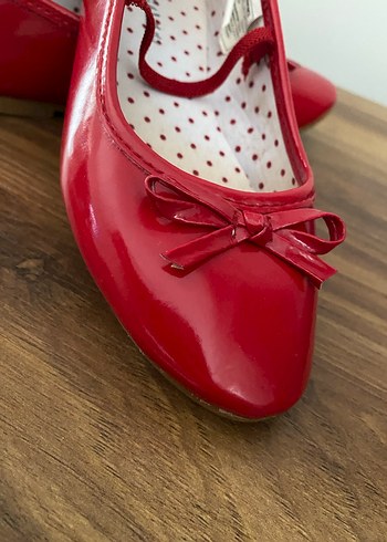 Kız Çocuk Kırmızı Fiyonk Detaylı Babet - Görsel 2