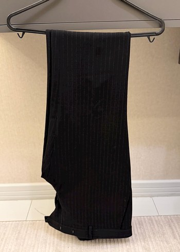 Siyah Çizgili 52 Beden Erkek Takım Elbise - Görsel 3