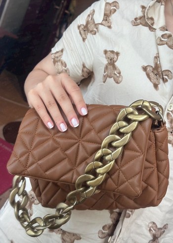 Zincir Detaylı Kadın Deri Çanta - Görsel 2