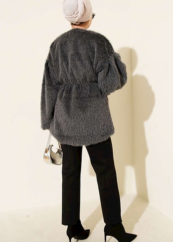 Gri Kürk Detaylı Kadın Midi Kaban - Görsel 3