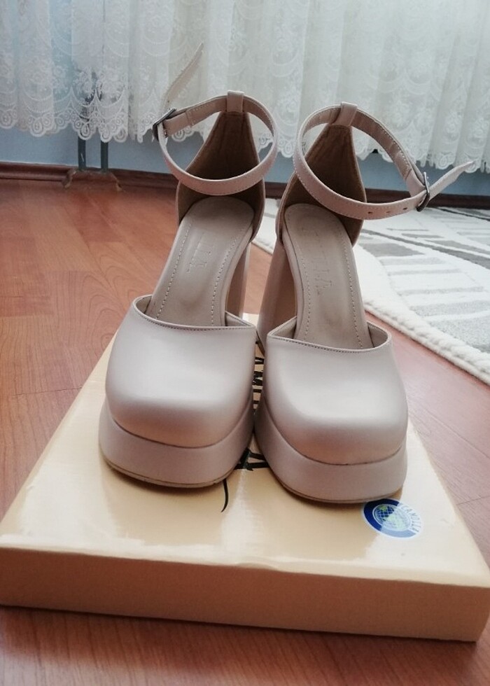 Platform topuklu ayakkabı - Görsel 4