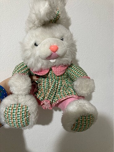 Peluş oyuncak tavşan