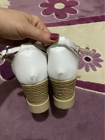 39 Beden Sandalet dolgu topuk yeni