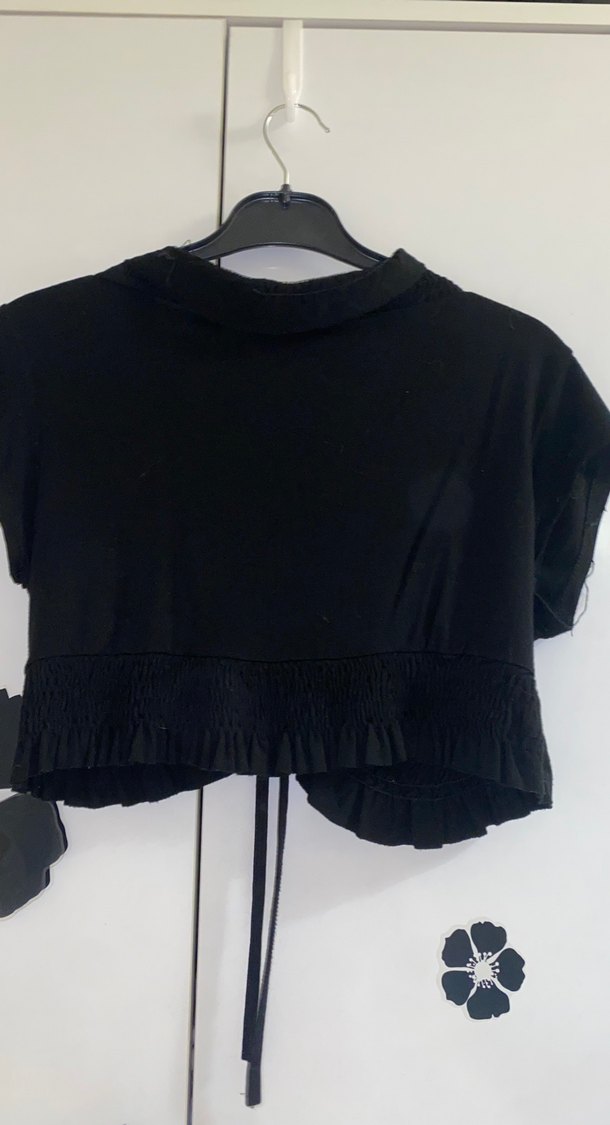 Siyah Fırfırlı Bolero - Görsel 2