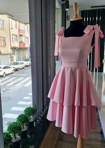 Pembe Mini Fırfırlı Abiye Elbise