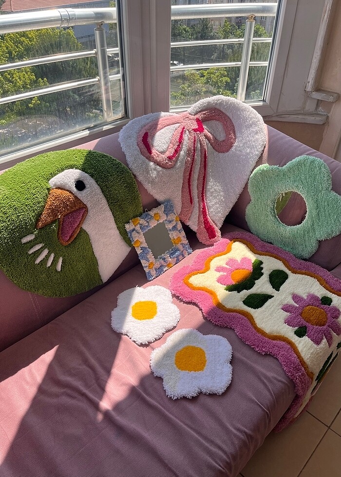 ÖZEL TASARIM EL YAPIMI HALILAR - Görsel 2