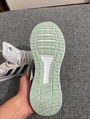 39 Beden beyaz Renk Adidas Kadın Ayakkabısı