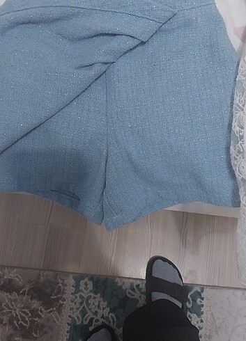 LC Waikiki Bir defa giyildi