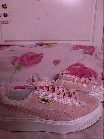Puma Puma pembe ayakkabı????