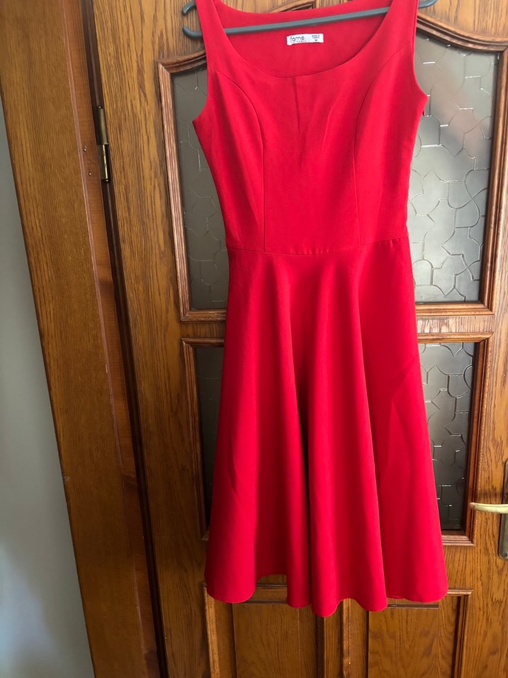 Kırmızı V Yakalı Kolsuz Midi Elbise - Görsel 2