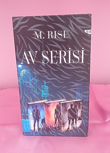 AV SERİSİ KUTULU SET+POSTER