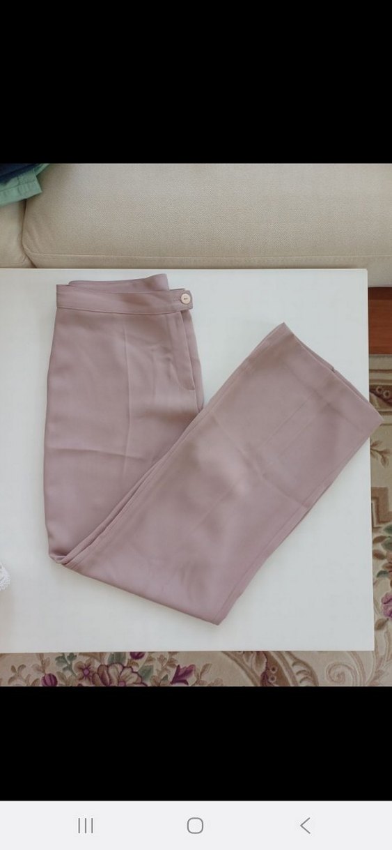 Dökümlü geniş paça pantolon - Görsel 3