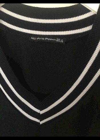 Siyah V Yaka Uzun Kollu Çizgili Kadın Kazak - Görsel 4