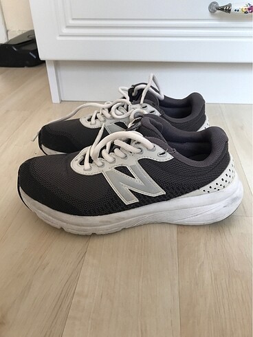 New Balance erkek çocuk spor ayakkabısı