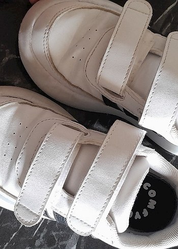 Adidas Erkek Çocuk Beyaz Cırt Cırtlı Sneaker