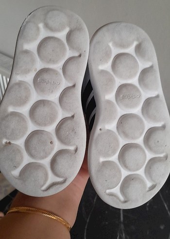 26 Beden Adidas Erkek Çocuk Beyaz Cırt Cırtlı Sneaker