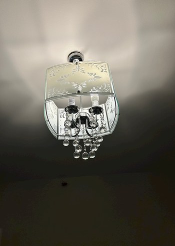 Kristal Detaylı Beyaz Tavan Lambası