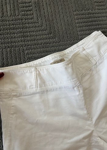 Beyaz Geniş Paça Kadın Pantolon - Görsel 2