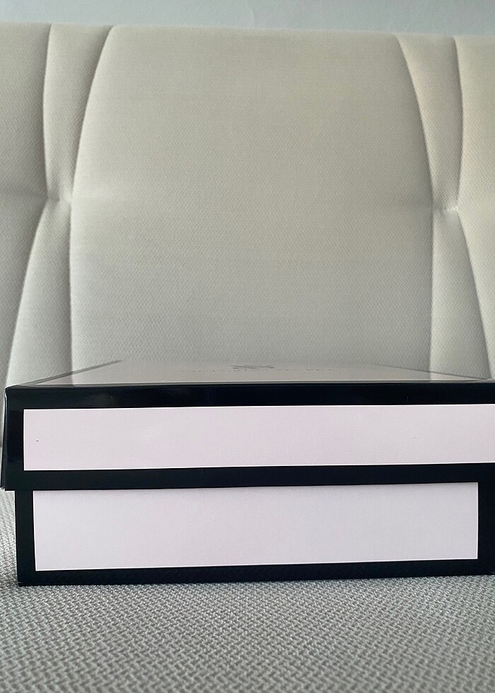 Orijinal victorias secret kutusu - Görsel 2