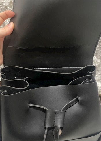 Tokalı Siyah Deri Kadın Sırt Çantası - Görsel 5