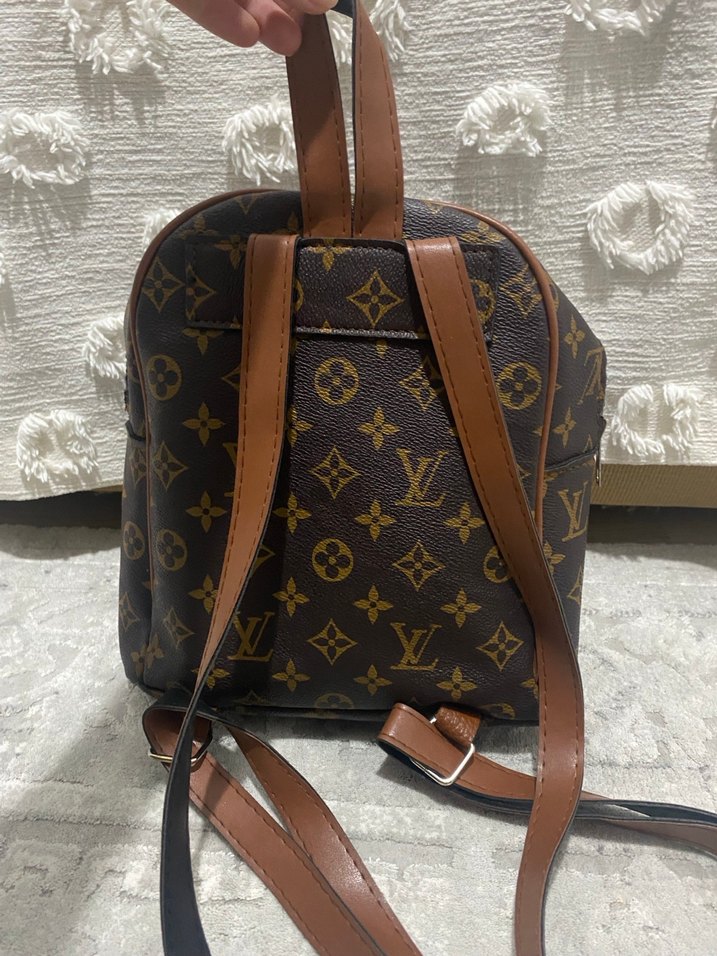 Kahverengi Deri Püsküllü Kadın Sırt Çantası - Görsel 2