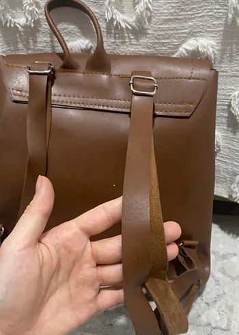 Kahverengi Deri Kadın Sırt Çantası - Görsel 2