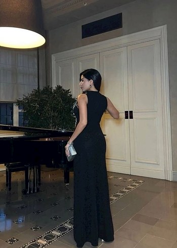 Siyah Uzun Parlak Elbise - Görsel 3