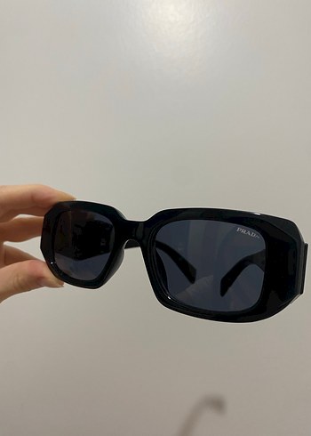 Prada Siyah Güneş Gözlüğü( kabı dahil) - Görsel 4
