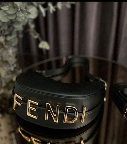 Fendi oval