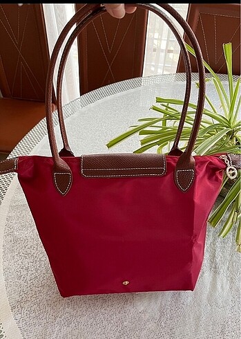 Diğer Longchamp 2 numara