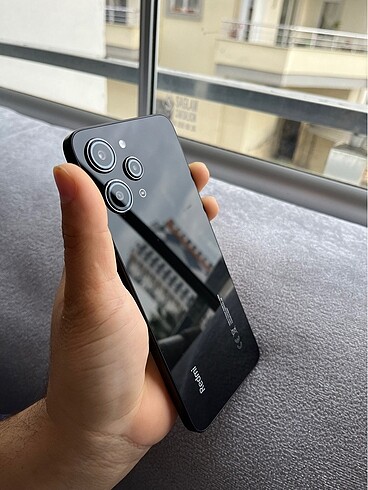 Redmi 12 cep telefonu