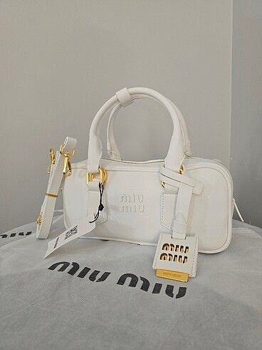 Miu Miu Miu Miu Arcadie Matelasse A+++ Kalite İthal Kadı Çantası
