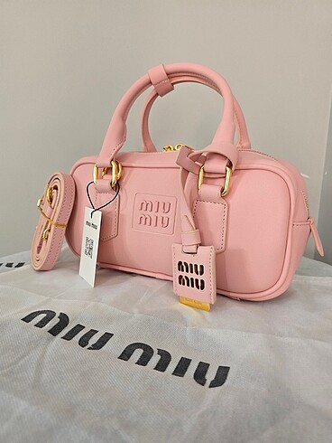 Beden Miu Miu Arcadie Matelasse A+++ Kalite İthal Kadın Çantası