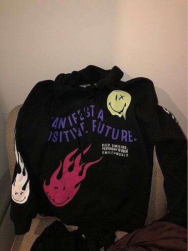 sweatshirt