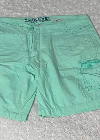 Düğmeli Yeşil Kadın Bermuda Şort - Görsel 5