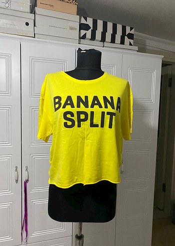 Sarı Baskılı Kısa Kollu Tişört - Görsel 3