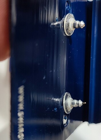 Beden beyaz Renk SWAROVSKİ Kristal Tektaş Çivi Küpe