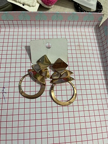 Gold küpe