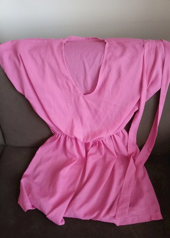 Pembe V Yaka pareo