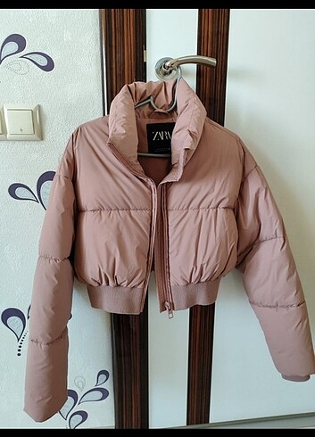 Şişme crop zara mont