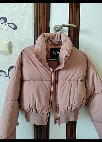Zara Puffer zara crop mont