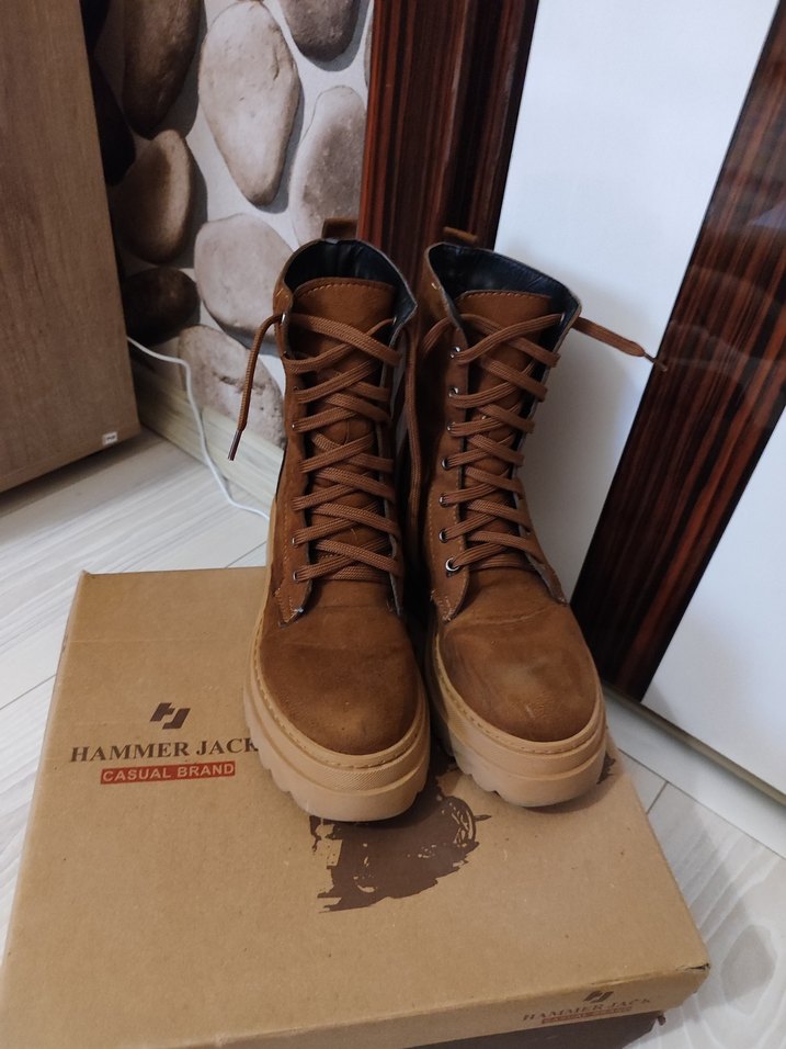 Kahverengi kalın tabanlı Kadın Bot - Görsel 2