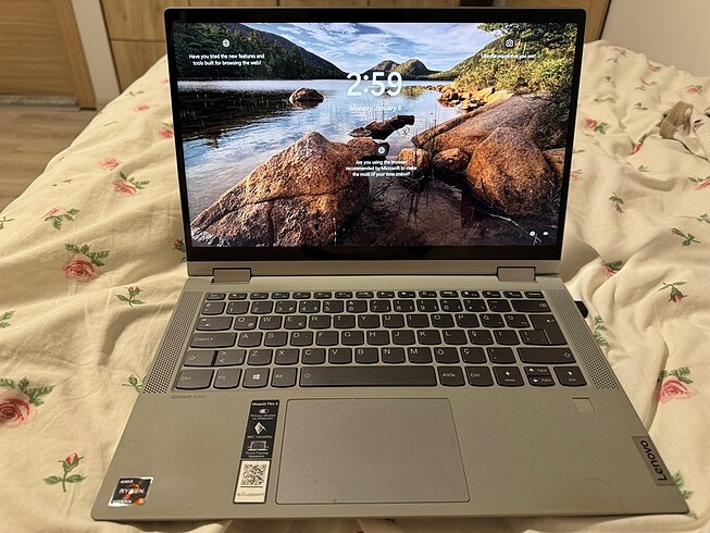 Lenovo ideapad bilgisayar